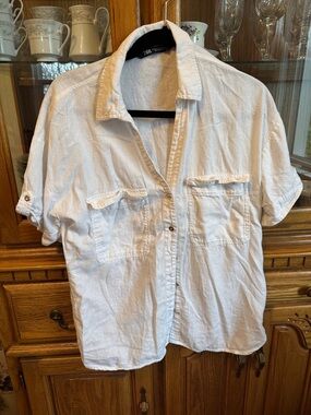 Zara Men's White Short-Sleeve Button-Down Pocket Shirt